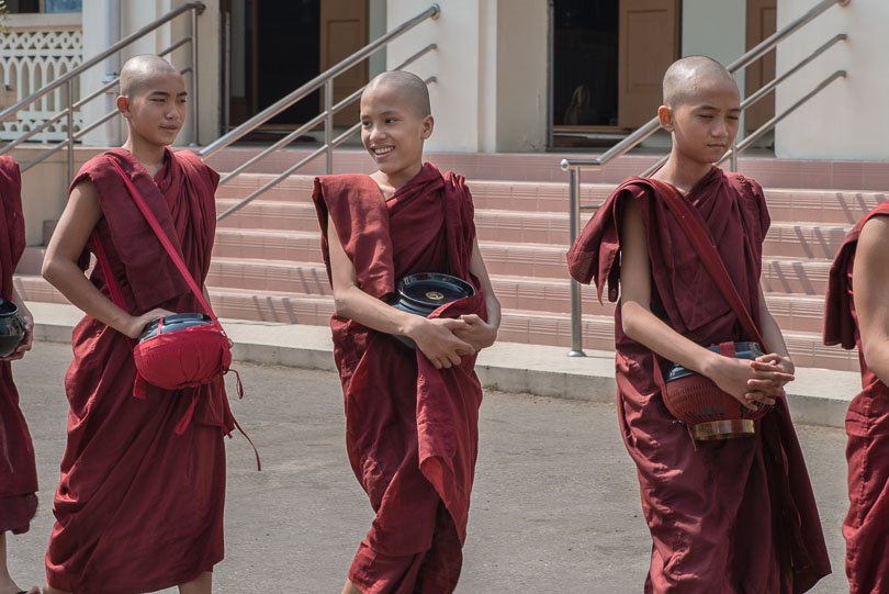 Myanmar, Mönche, Buddhismus